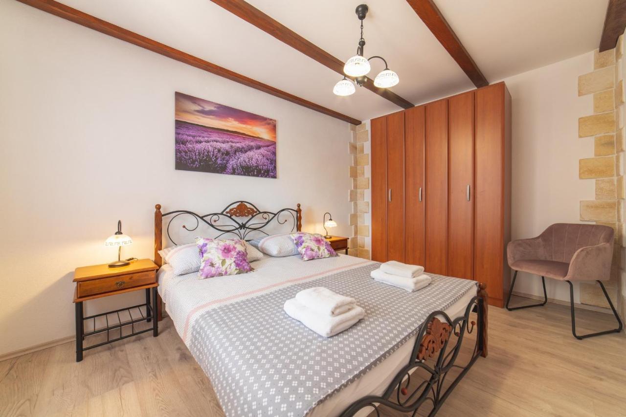 Holiday Home Sego With Private Pool Veliki Brocanac Экстерьер фото